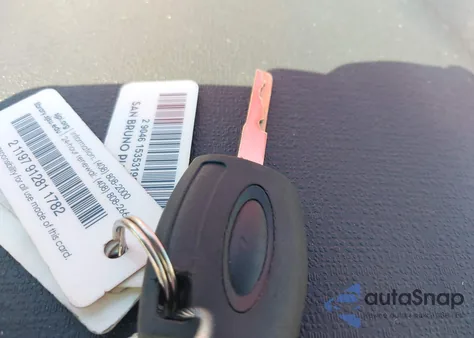 2014 Ford Fiesta Se из США, поврежденный, VIN 3FADP4BJ9EM133120